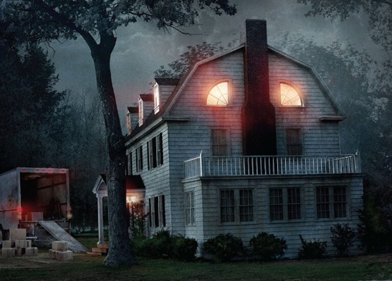 Amityville horror house