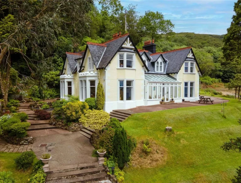 lochside property for sale scotland